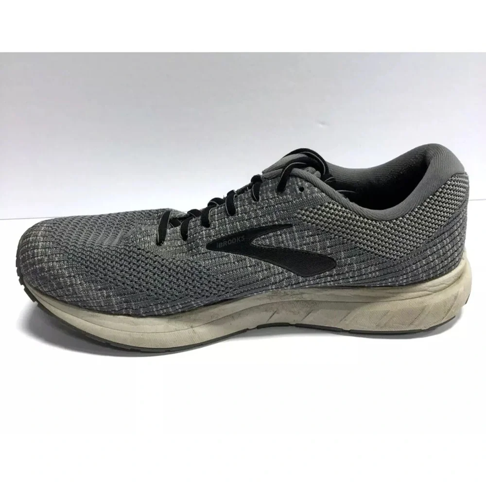 Brooks Men’s Revel 3, Gray Running Shoes, Size 10.5 M